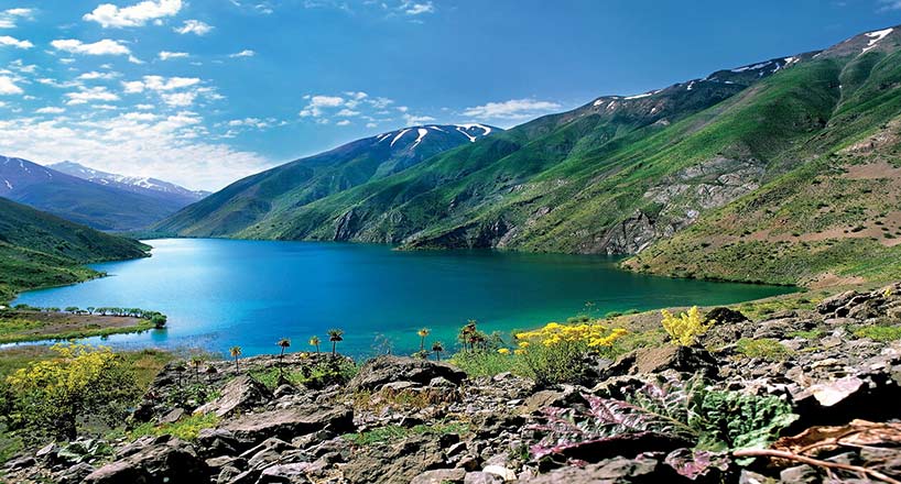 بهترین دریاچه‌های ایران برای سفر طبیعت گردی | 10 دریاچه‌ی زیبا در ایران